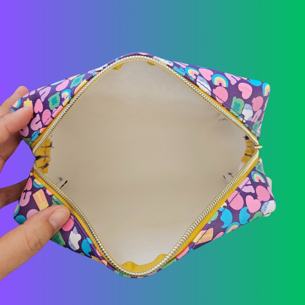 Lucky Charms Makeup Bag and Brush Set - Picture 2 of 5